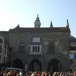 別荘 Il Teatro ベルガモ