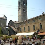 別荘 Il Teatro *